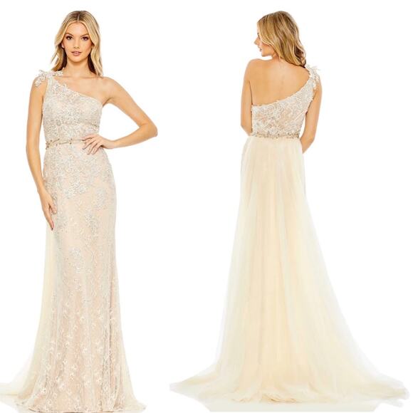 Mac Duggal Lace One Shoulder Tulle Train Gown Ivory Nude Wedding Dress Sz 8 NWT - Picture 1 of 13